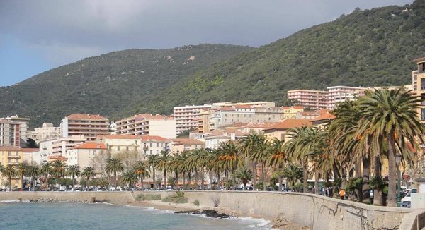 Quels sont les biens de prestige en vente à Ajaccio ?