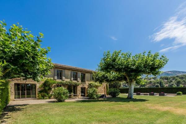 Maximiser votre investissement immobilier aux Alpilles
